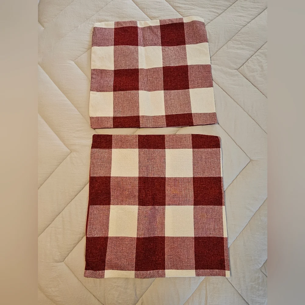 Plaid Red and White Pillow Covers‎ 18x18 Pair
